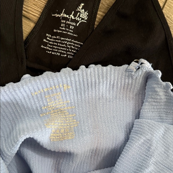 Intimately free people bodysuit and crop top
Bundle XS/s - Picture 3 of 3